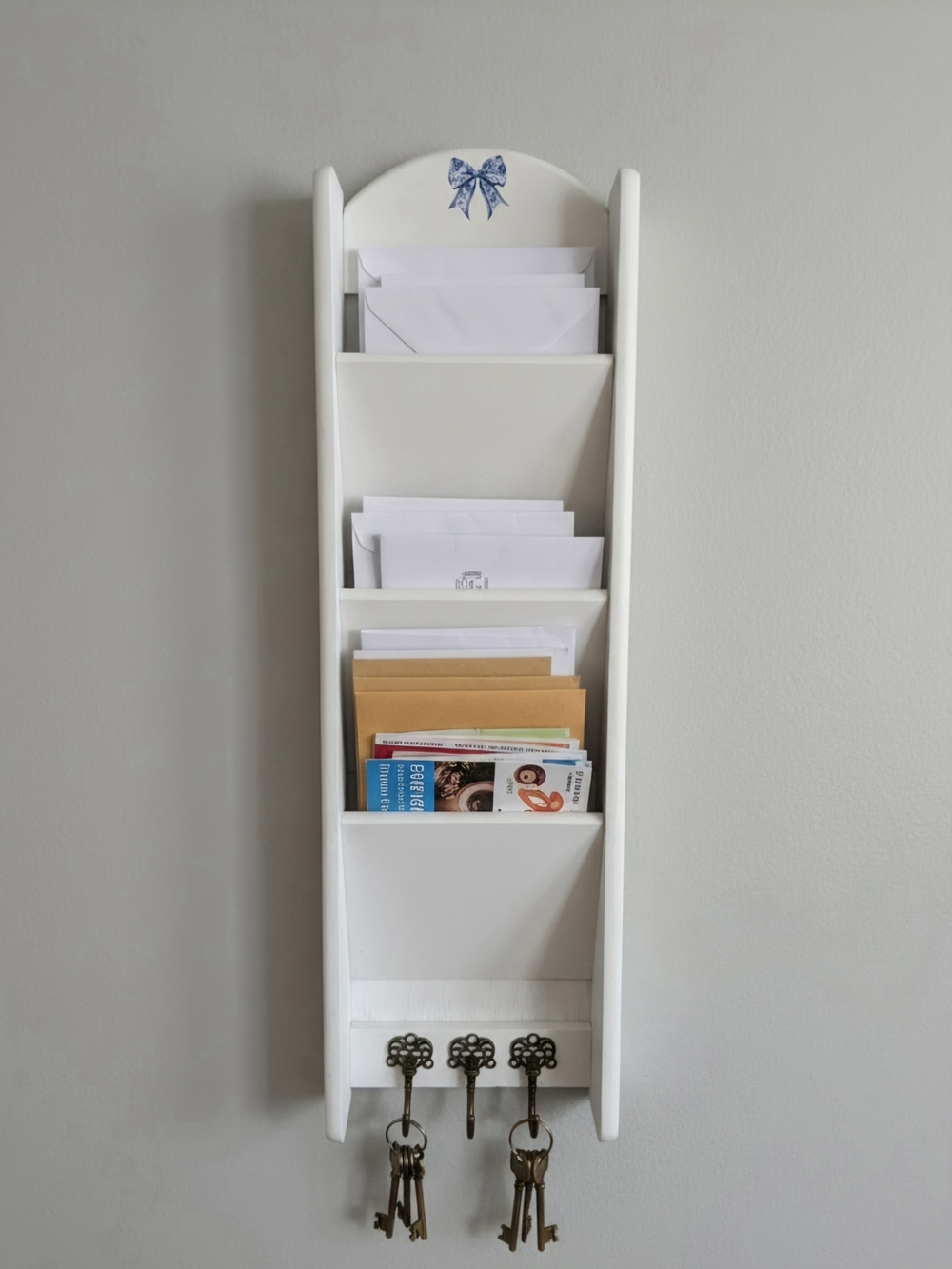 Vintage Style White Wooden Wall Mail Organizer & Key Holder